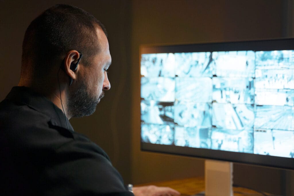 Infraestructura m&iacute;nima para implementar un sistema de monitoreo 247
